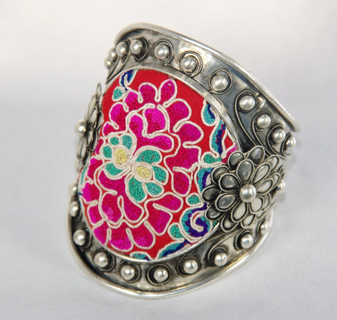 Large Cuff - Ornate with large embroidered motif