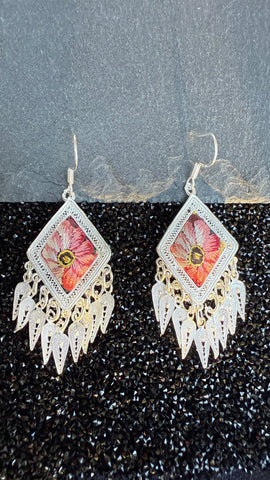 Diamond Shaped Earring