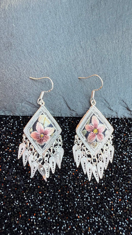 Diamond Shaped Earring