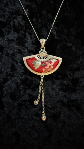 Fan Necklace