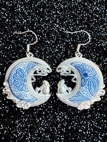 Moon Earrings