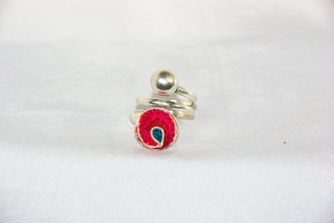 Double-ball embroidered ring