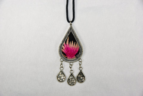 Pendant - Drop-shaped with dangling drops