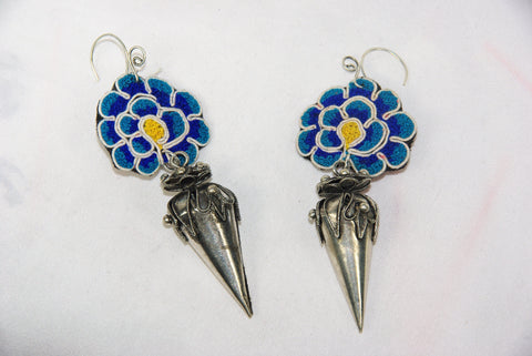 Earrings - Extra large - Embroidered floral pattern with large ornate dangling cone
