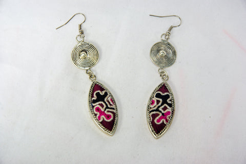 Eye-Shaped small earrings with tribal charm reversed