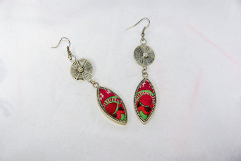 Eye-Shaped small earrings with tribal charm reversed